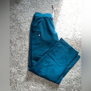 Kade Cargo Scrub Pants